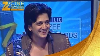 Zee Cine Awards 2006 Best Actor in a comic role Riteish Deshmukh