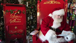 Santa reads letters