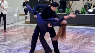 Майя Бекбаева станцевала как профессиональная танцовщица!!! Харизма 1000 %