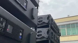 LA 2122p dual 12 inch two way active line array action in our factory