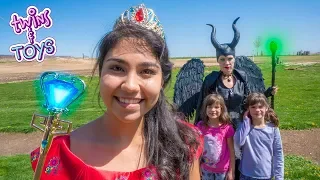 Maleficent and Princess Elena teach Kate & Lilly with FUN KID TOYS!!