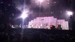 Pearl Jam - Intro + Do the Evolution @ Rock Werchter 2012 HD720P