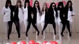 Black and White Tights Dance  (with "Tanz" lyrics)