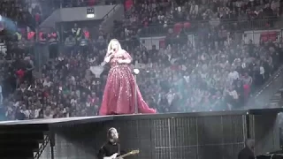 Adele - Water under the bridge (Wembley 28.6.17)