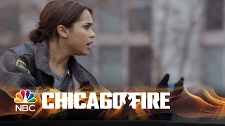 Chicago Fire - Dawson's Risky Rescue (Episode Highlight)