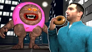 GIANT DONUT MONSTER WANTS TO EAT ME! - Garry's Mod Gameplay