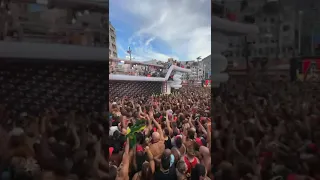 Ivete Sangalo canta “Macetando” na abertura do Carnaval de Salvador