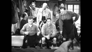 Stan Laurel Oliver Hardy , " bonnie Scotland " we´re hundred pipers