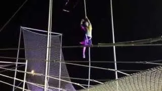 Dj rope flying trapeze show