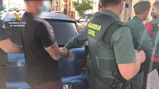 La Guardia Civil detiene a tres personas por un delito de organización criminal