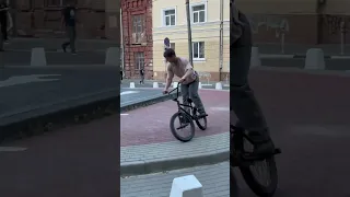 Жесткое видео с городов черноземья #tailwhip #bmxlife #bmxpark #bmxstreet #style #bmx