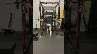 Safety Bar Reverse Lunge