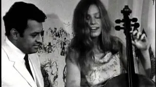 Jacqueline Du Pré singing