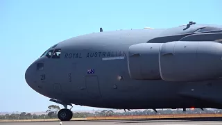 RAAF Boeing C-17A Globemaster III STOL Avalon Airshow 2017