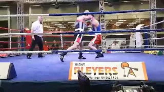 Afghan amateur fight Belgium