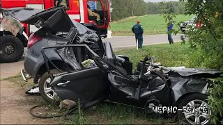 Автоледи выехала на встречку и не справилась с управлением