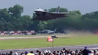 F-22 raptor AMAZING vertical take-off!! RIAT 2016