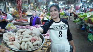 Market show, Yummy pork intestine cooking / Pork intestine with mix vegetable cooking