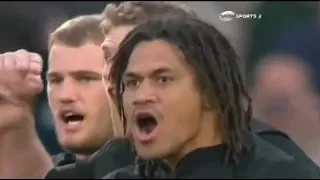 SHOSHOLOZA  /  South Africa vs New Zealand ,  HAKA