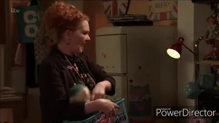 Coronation Street - Fiz Smashes Hope's Tablet (27th November 2019)