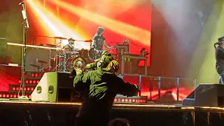 Guns N' Roses performing Nightrain at Tottenham Hotspurs Stadium 01/07/2022. Front Golden Circle