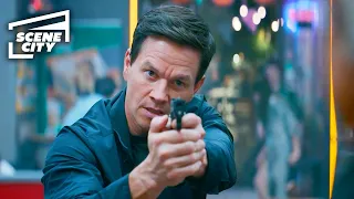 Uncharted: Sully Fights Braddock (Mark Wahlberg HD Clip)