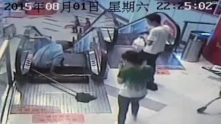 Mall worker's leg amputated in escalator accident