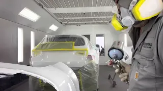 Pintando un Mercedes Benz color blanco￼