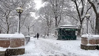 2022 Snowfall Walk In Central Park New York City [4K HDR]