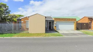 3 Bedroom House for sale in Western Cape | Cape Town | Goodwood | Goodwood Estate | 10  |