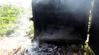 Семья Бровченко. Коптильня для мяса, рыбы и сала своими рукаки из старого холодильника.