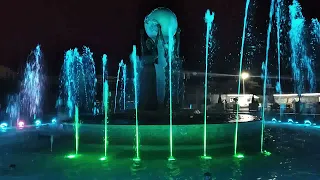 Светомузыкальный фонтан на Имеретинской набережной в Адлере.  Красивая музыка.