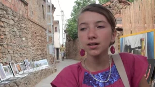 Девушка поёт песню на берберском языке. Celia chante Nouara acapella YouTube