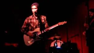 Joshua James - "In the Middle" (Hotel Cafe 02/04/09)