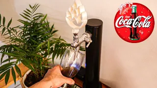 Puse un DISPENSER DE COCA en mi Escritorio