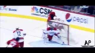 Kuznetsov's no-look pass & Ward's fantastic save!