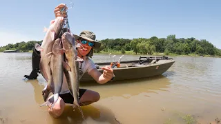 Jugline Fishing for Catfish with Jon Boat