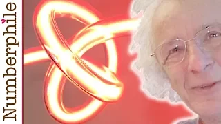 Neon Knots and Borromean Beer Rings - Numberphile