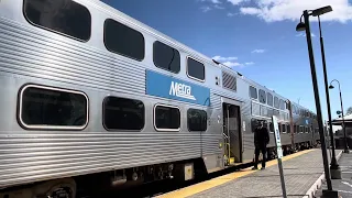 Inbound metra at Deerfield