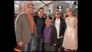 Zac Efron & Taylor Swift Premiere "The Lorax"