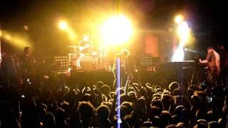 Arctic Monkeys - When The Sun Goes Down live @ Les Nuits de Fourvière / Lyon