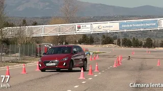 HYUNDAI i30 Moose Test #shorts #moosetest #slalom