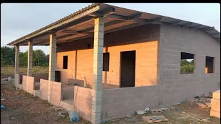 Lla tiene el techo la casa del rancho casi lista para avitar