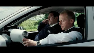 смешной отрывок из фильма: "Типа крутые легавые"(Hot Fuzz, 2007)[TFM] 20