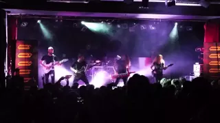 Metal band Voyager trolls audience with Darude's Sandstorm.