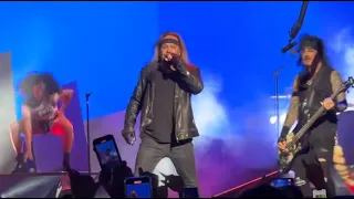 Motley Crue's Vince Neil falls on stage and Dogs of War live for 1st time - Atlantic City May 3 2024