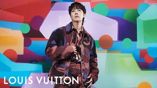 J-Hope at the Men’s Fall-Winter 2023 Show | LOUIS VUITTON