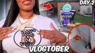 VLOGTOBER DAY 2 🎃: RAY ALMOST SET THE HOUSE 🏡ON FIRE 🔥🤯 + MEET MY MOM 👭🏽❤️