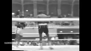 Muhammad Ali sparring Larry Holmes