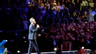 Robbie Williams reunion with Take That on stage, Children in Need 2009 concert